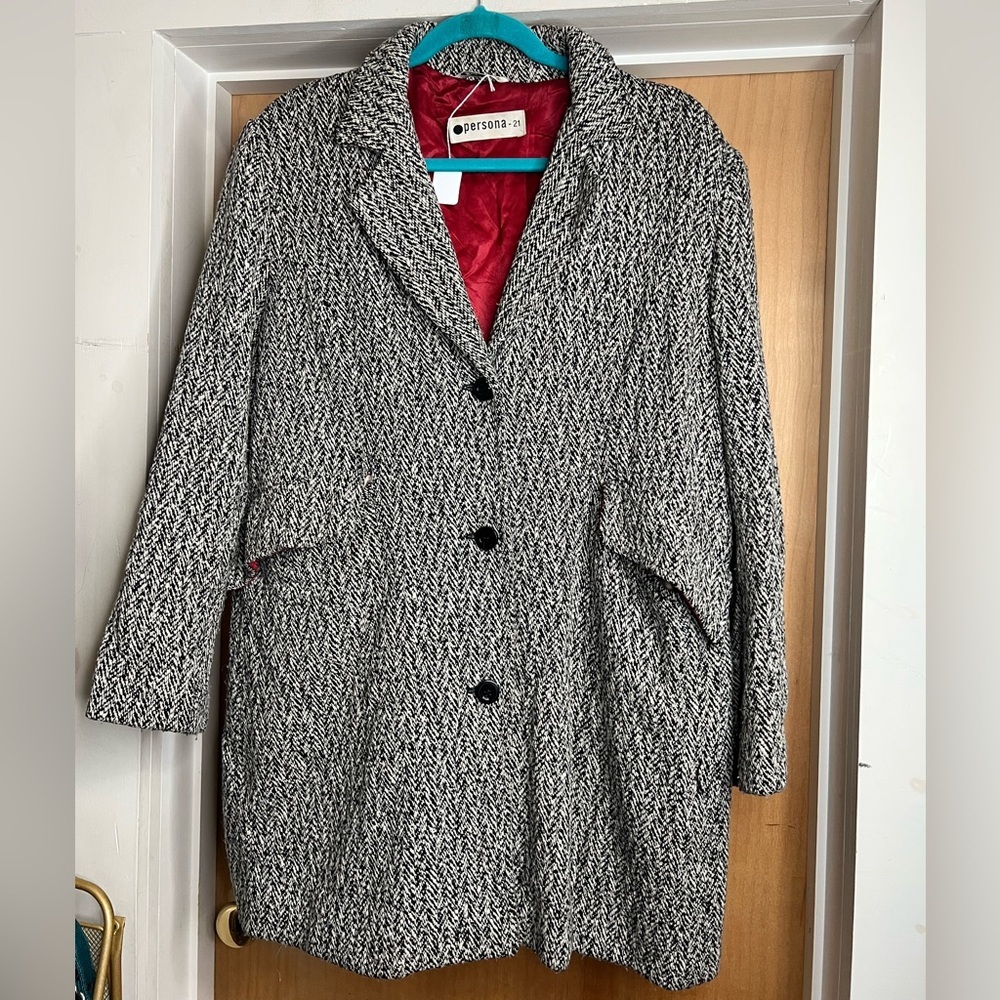Persona Women’s Black and White Wool Blend Jacket - Red Satin Lining Size: Large